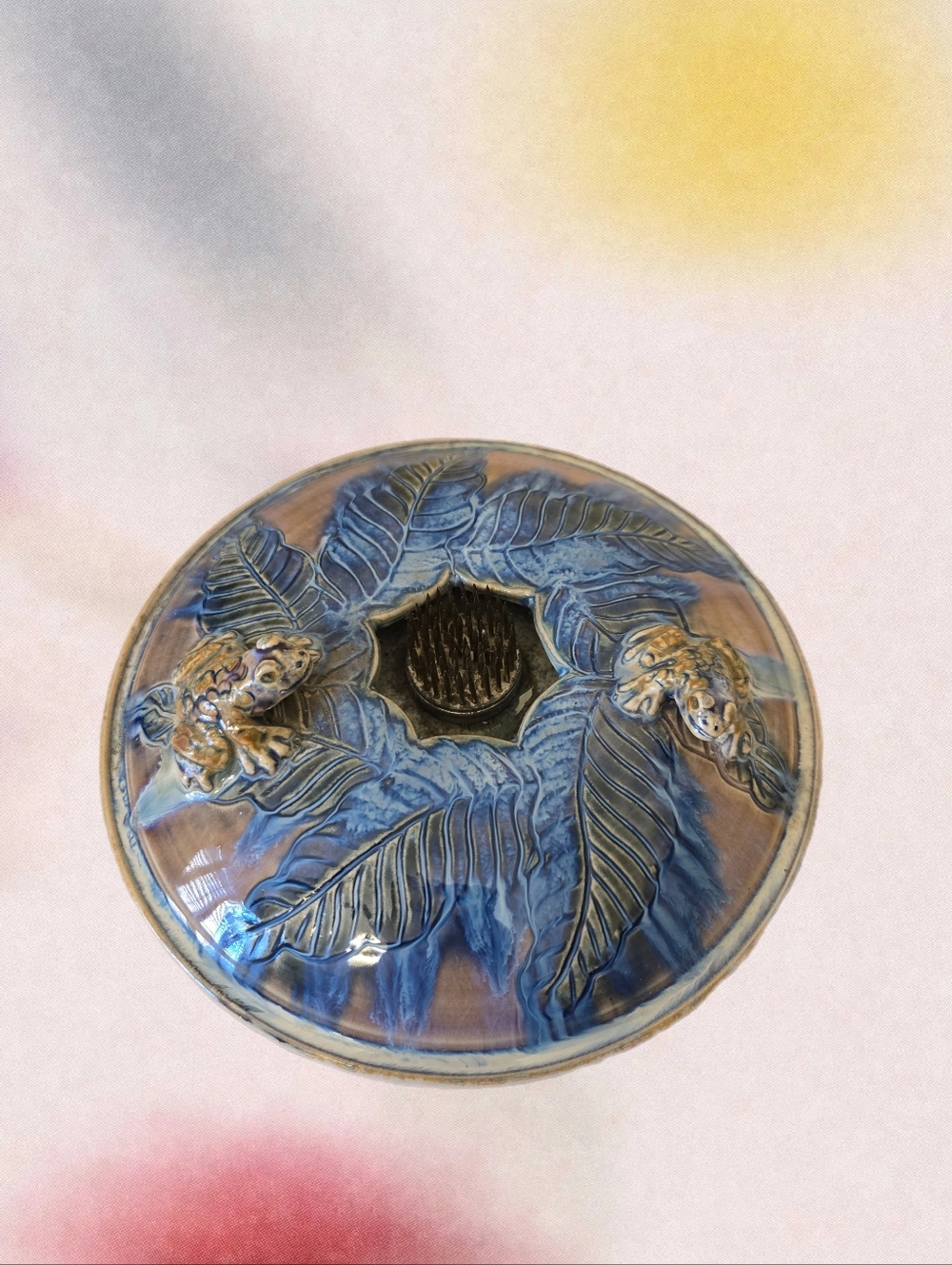 Borggren Pottery Ikebana Flower Arrangement Frog Pin With Frogs On Leaves